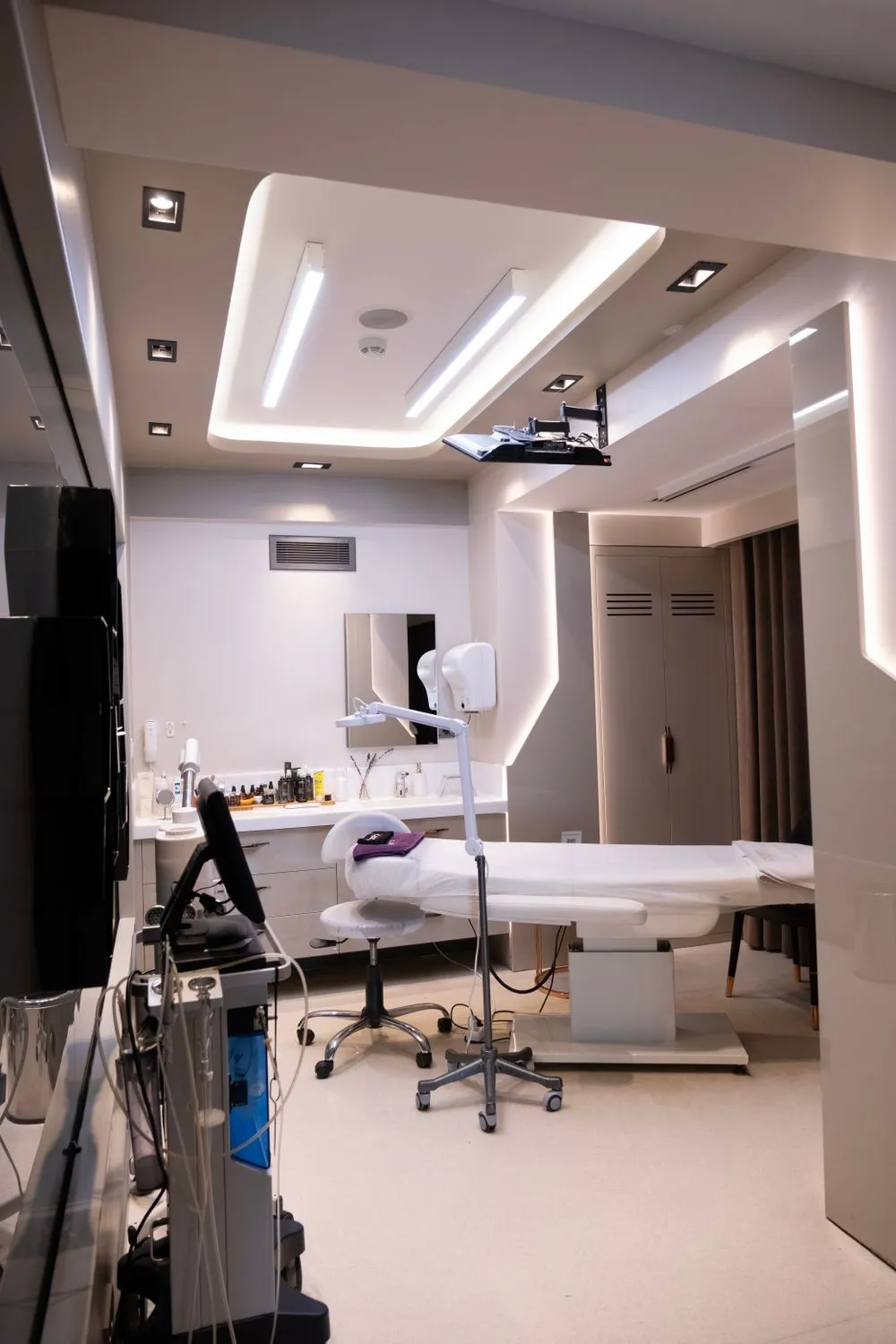 Detail of a calm consultation room