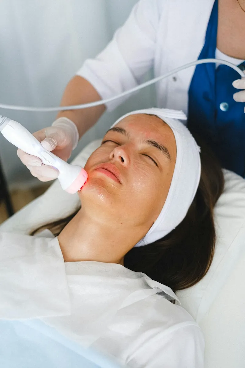 Clinician discussing treatment options with a client